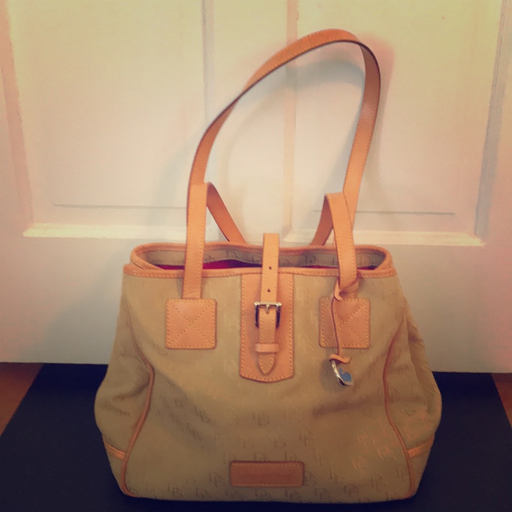 Dooney & Bourke bag